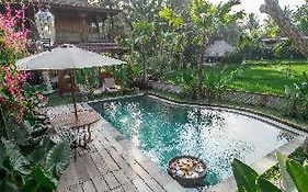 Gusde House Villas